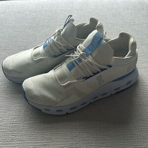 OnCloud Cloudnova sneakers!!!